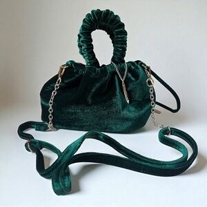 House of Harlow 1960 Green Velvet Handbag Ruched Handle Chain Strap